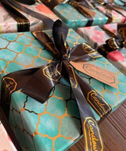 Candour Ocean Bloom Set Of 3 Soy Wax Scented Candles With Essential Oil Fragrance And Rose Petals With Base Plate In Luxury Packaging Box Ideal For Home Décor Spa Gifting & Aromatherapy - Image 6