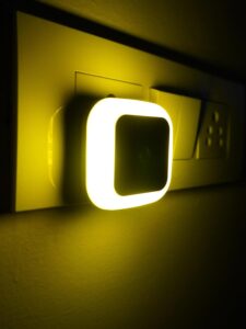 Hoard Sense Light 0.5W Automatic Sensor Smart LED Night Lamp (Yellow) Pack of 1(Polycarbonate) - Image 2