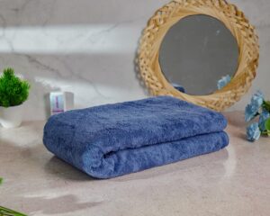 Fezora® Microfiber Bath Towels | (70x140) Extra Soft Plush & Quick Dry High Absorbency with Large Size Towels for Bathing (Pack of 2, Color as per Availability) - Image 3