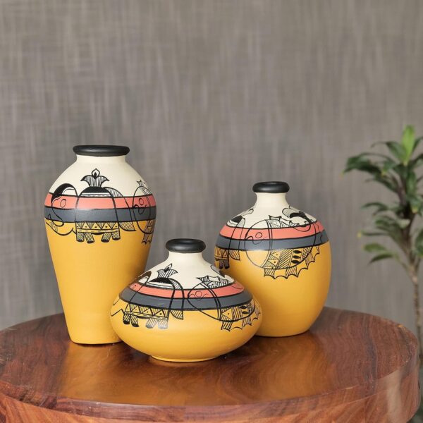 Artysta ‘Madhubani Jungle’ Yellow Handpainted Terracotta Flower Vase, Terracotta Decorative for Home Decor Earthen Flower Vases Pots for Home & Office (Set of 3) - Image 2