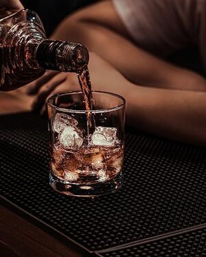 LUXU Premium Whiskey Glasses Set of 6 - 11 Ou... - Image 6