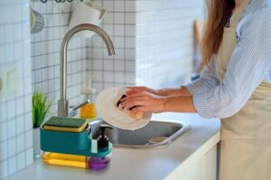 VYOOx Kitchen Soap Dispenser with Sponge Hold... - Image 4